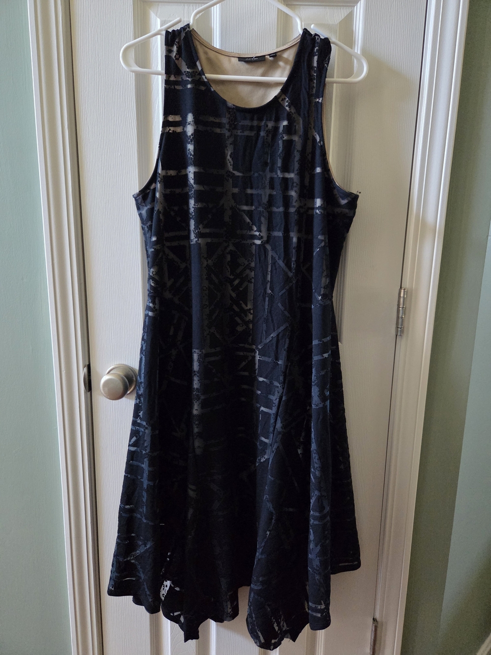 Sleeveless Black Patterned A-Line Dress